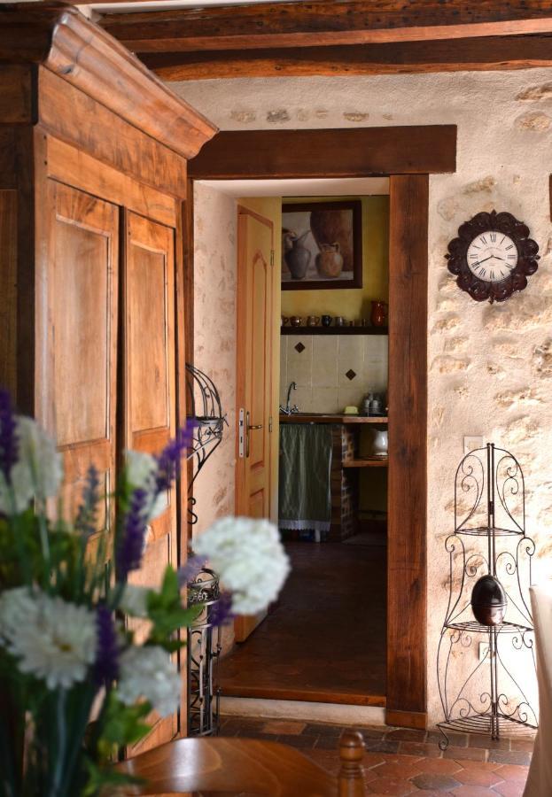 Les Volets Bleus Villa Provins Bagian luar foto