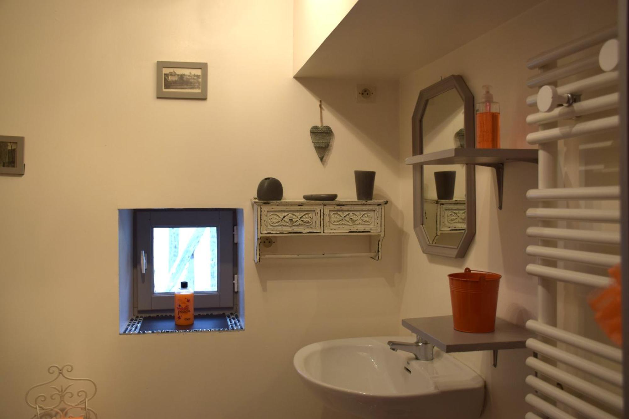 Les Volets Bleus Villa Provins Bagian luar foto