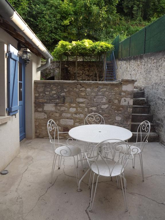 Les Volets Bleus Villa Provins Bagian luar foto